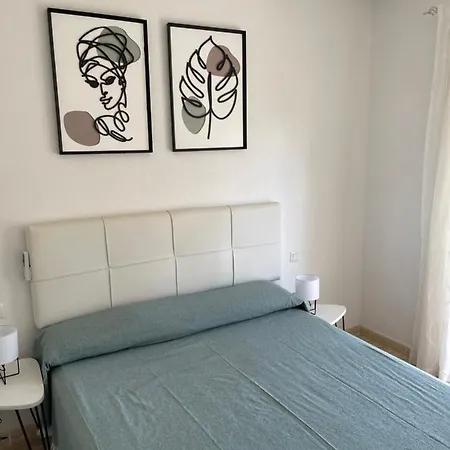 Sea-view 3-bedroom Near Alicante Arenales del Sol